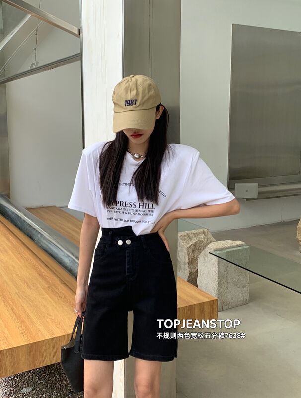 [top] irregular two button design elastic foot slit five point denim shorts 7638# XJ