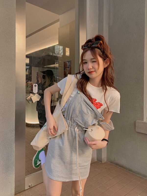 [timely rain] simple, versatile, age reducing, leisure, slim, loose suspender skirt (only suspender skirt) 31295# WPL