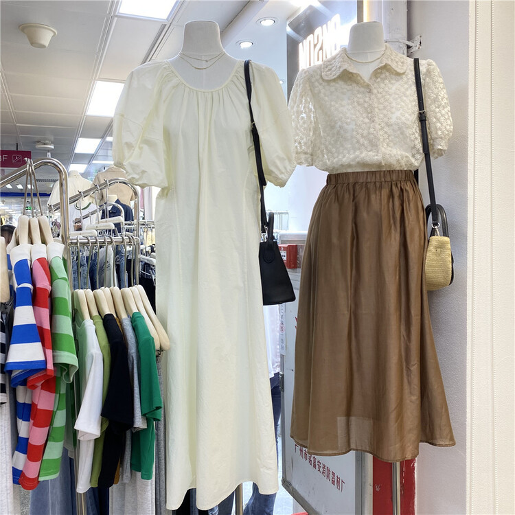 【E】 Korean version solid color loose bubble sleeve dress 18073# XYY