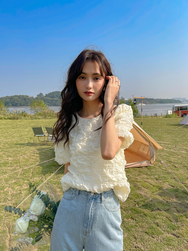 New year in early spring! [es modish] crew neck pleated short sleeved shirt bl1583# jhy
