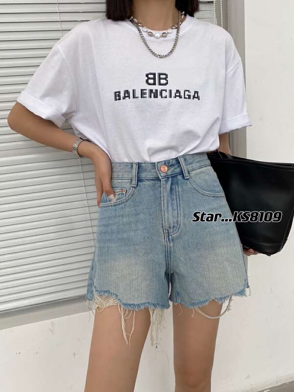 goods in stock! New in early summer! [star] Korean version rough edge versatile denim shorts ks8109# CLS