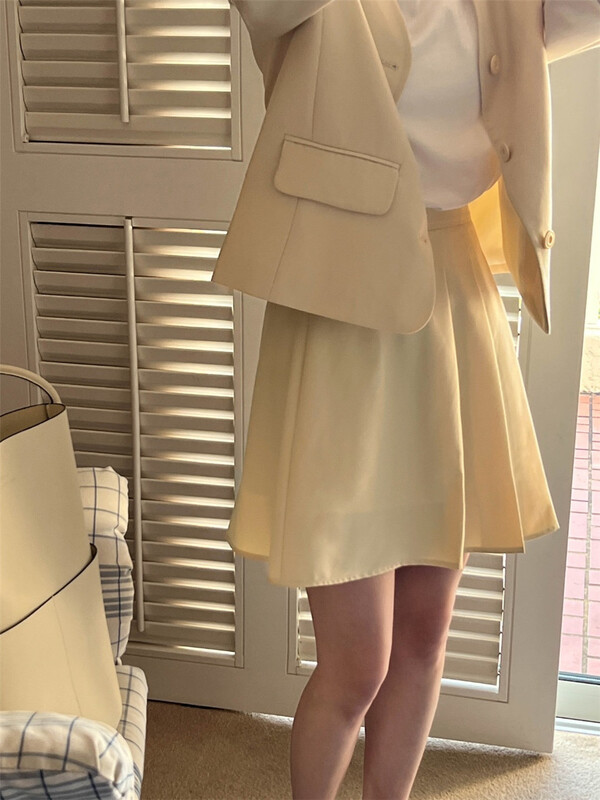 goods in stock! New year in early spring! [acme group] Korean version of pleated slim and versatile A-line skirt (only selling skirt) 0217# CLS