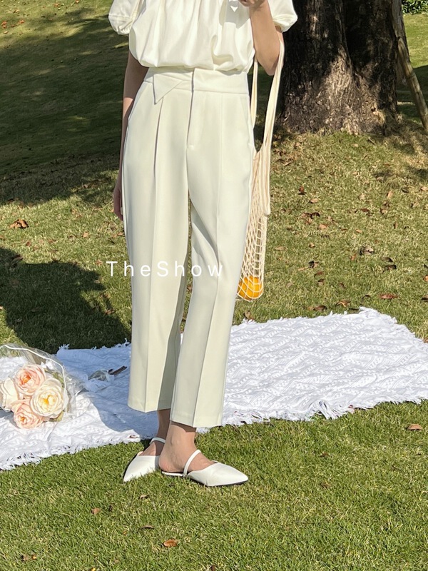 Original price 84.60! New year in early spring! [the show] niche design waist triangle versatile trousers 60171# CLS
