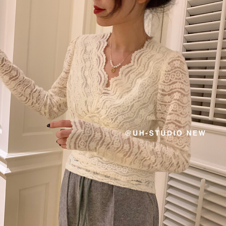 Original price 55.67! [uh] Korean V-neck versatile bottoming shirt 7157# hjy