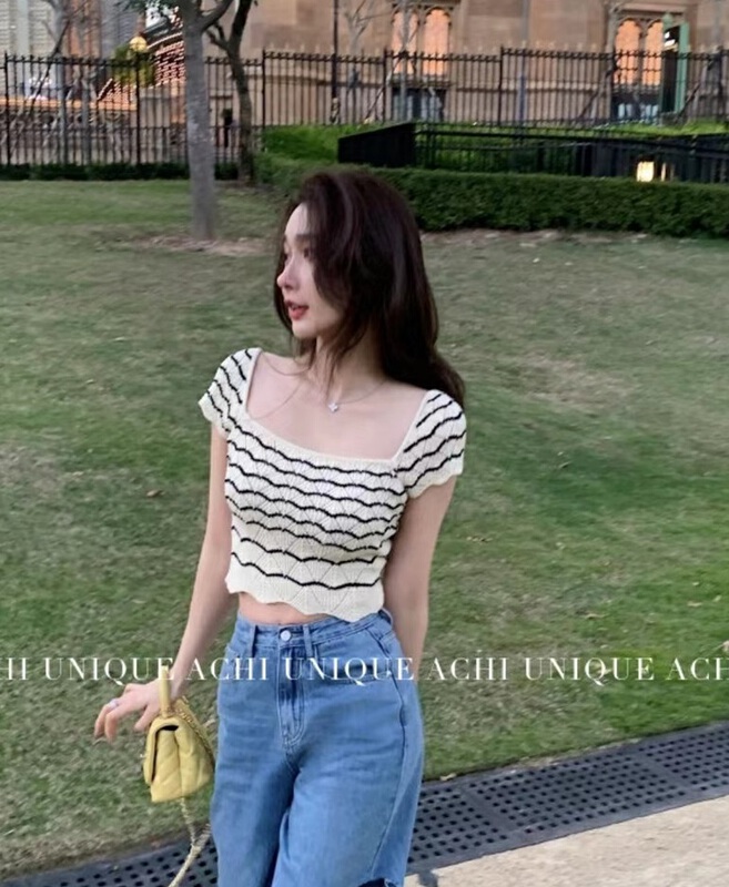 New in early summer! [Linna] fashionable color blocking square neck sweater 82781# zxx
