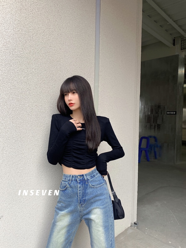 New year in early spring! [inseven] shoulder pads, pleated, slim fitting, long sleeve bottoming shirt 23617# ozq