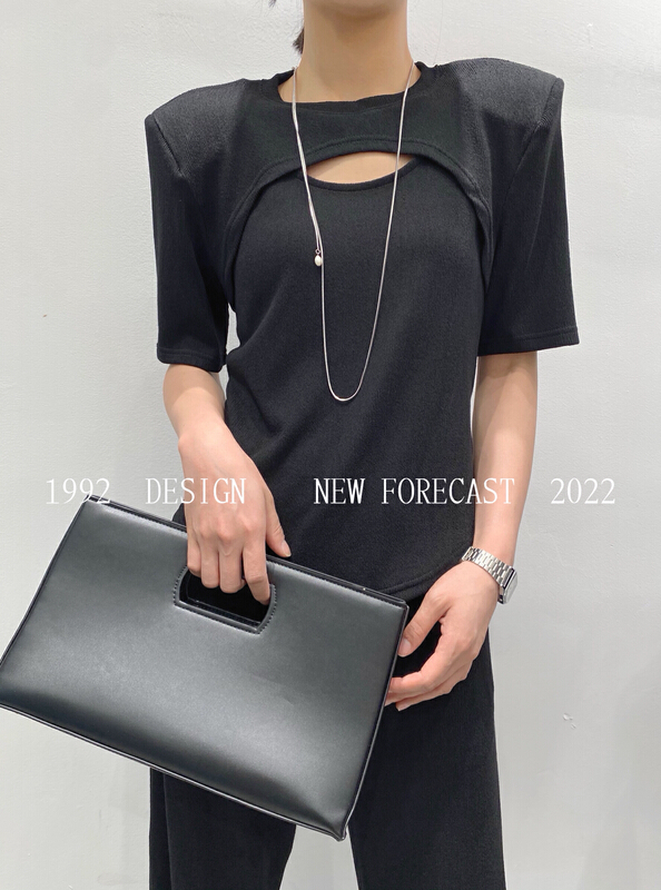 [1992] design sense T-shirt + simple clean T-shirt set 3739# L