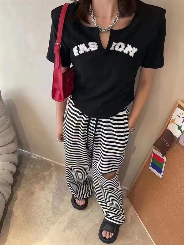 [miss sunflower] elastic waist striped perforated casual pants 589# ozq