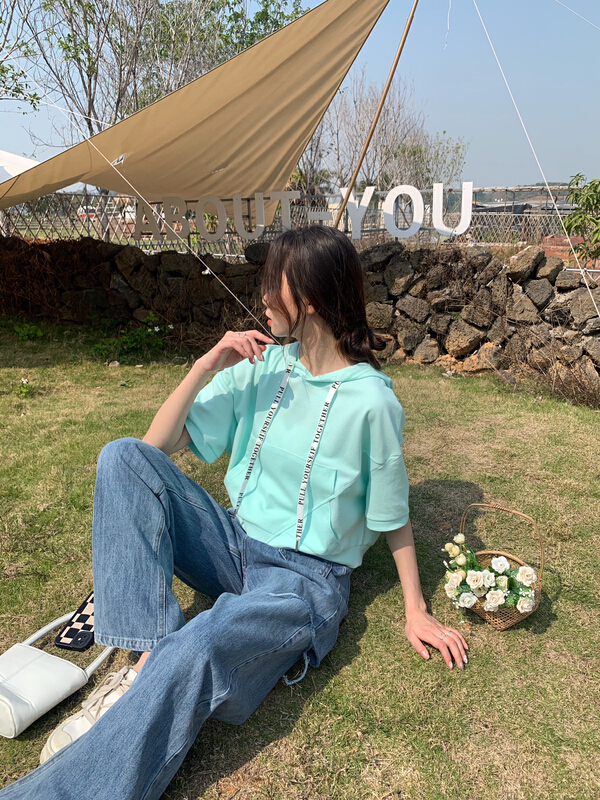 New year in early spring! [qixuaner] hooded solid color large pocket short sleeve T-shirt 2606# LSW