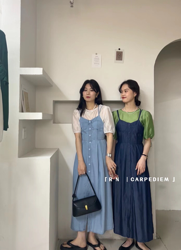 goods in stock! New in early summer! [R n] slim suspender denim dress + simple solid color shirt set 80666# ll
