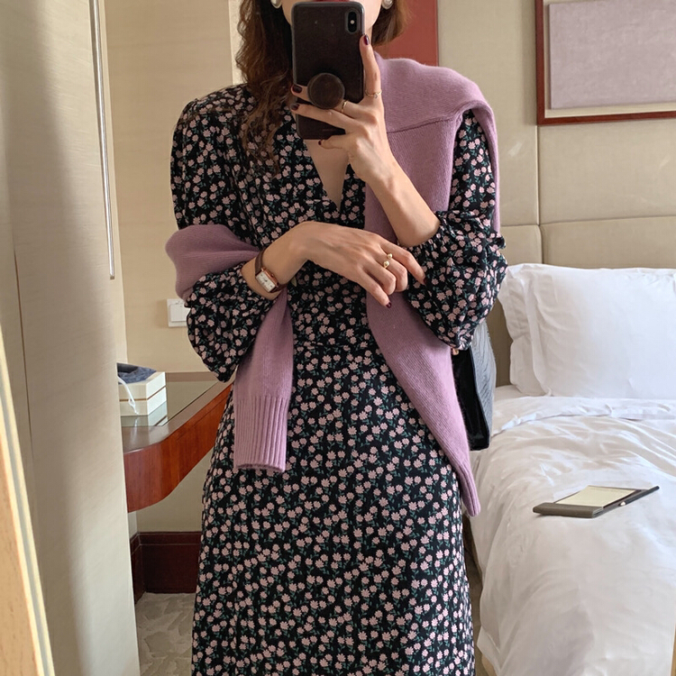 [timely rain] Korean style retro V-neck design dress (with belt) yy996# YYW
