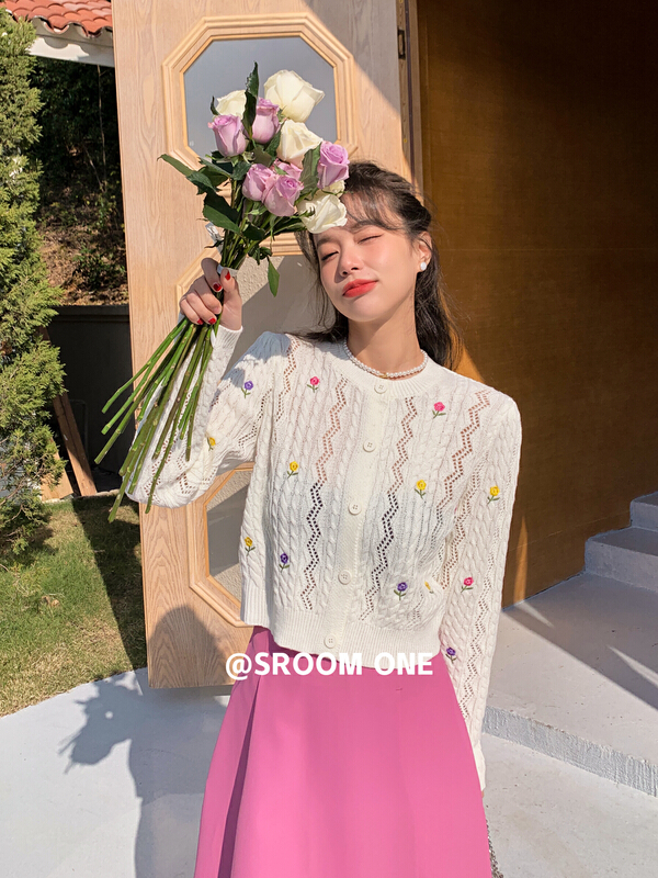 goods in stock! New year in early spring! [s.room] small and versatile round neck flower T-shirt hx7023# LSL