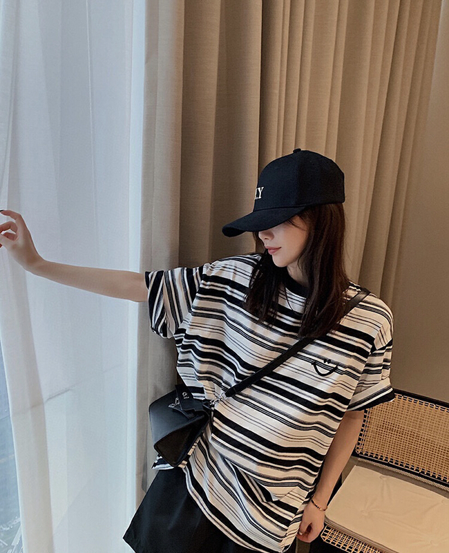 [wgwe] smiley face stripe crew neck loose thin short sleeve T-shirt 1849# PCZ