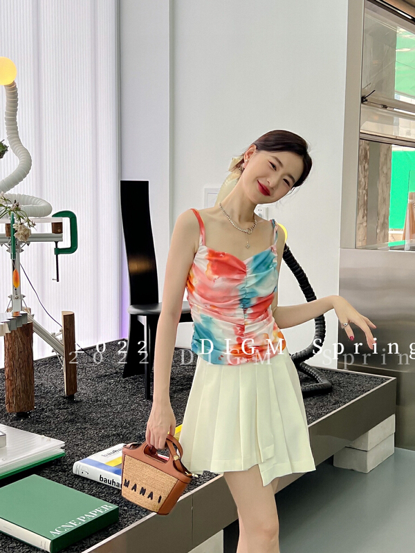 New in early summer! [digm] simple and versatile irregular pleated skirt 1547-1# zxx