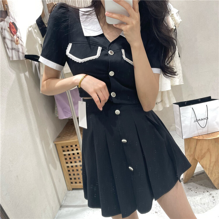 [NC Editio n (new color] sweet little shirt + pleated skirt set q9251# zxx