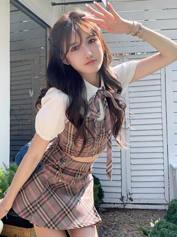 New in early summer! [L.L studio] Korean Plaid bubble sleeve fake two-piece Top + slim and versatile Skirt Set (with waist rope) 7528# PCZ