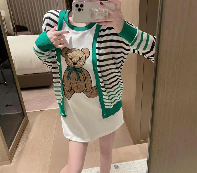 [big C studio] Korean stripe versatile cartoon sunscreen knitted cardigan 9886\pcz