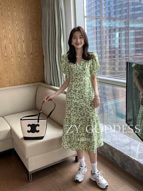 [ZY] V-neck floral French slim waist dress 68516# ozq