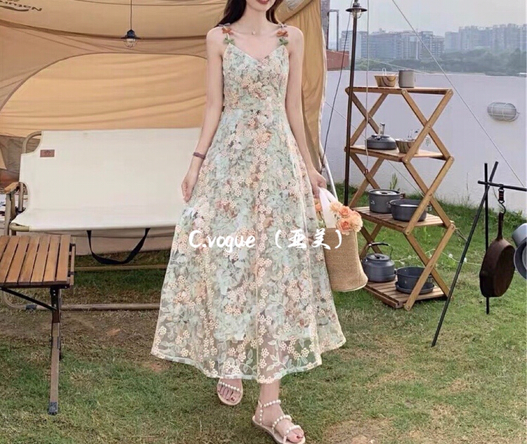 [c.vogue] French retro heavy industry embroidered bow suspender dress 2308# PCZ