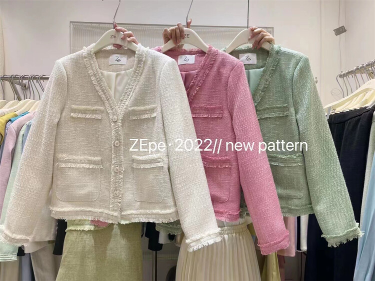 goods in stock! New year in early spring! [Ze] V-neck fashion temperament double pocket short coat 8199# ll