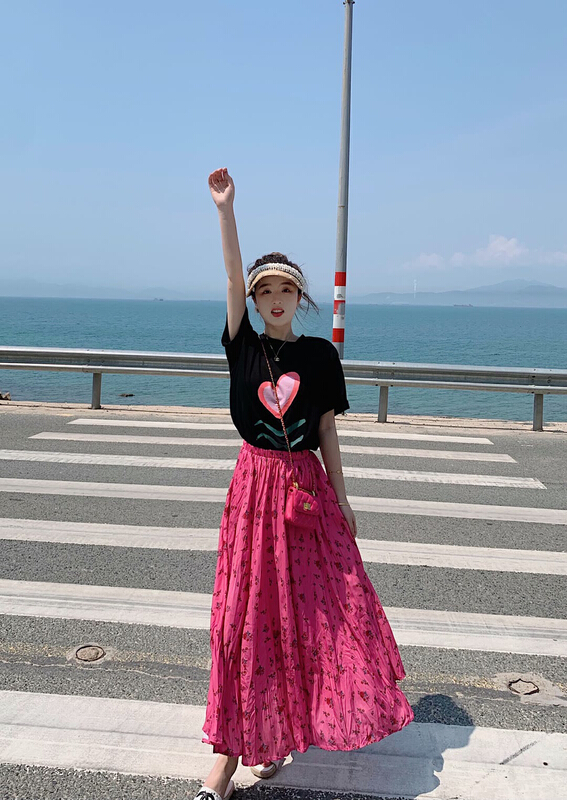 New in early summer! [jun.t] Korean love printed T-shirt + fashion floral skirt set 5788# PCZ