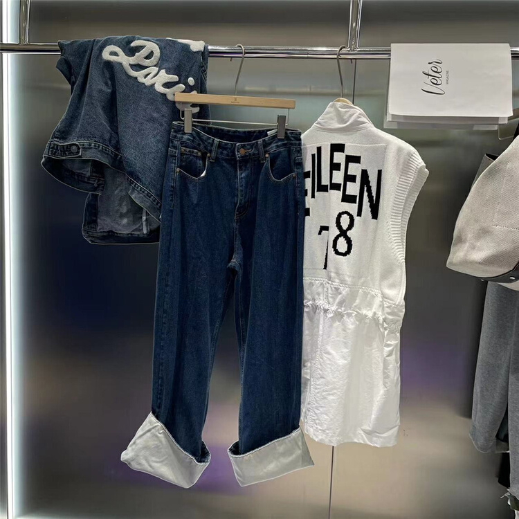 New year in early spring! [bobo1972] Korean straight versatile jeans 226066\xyj