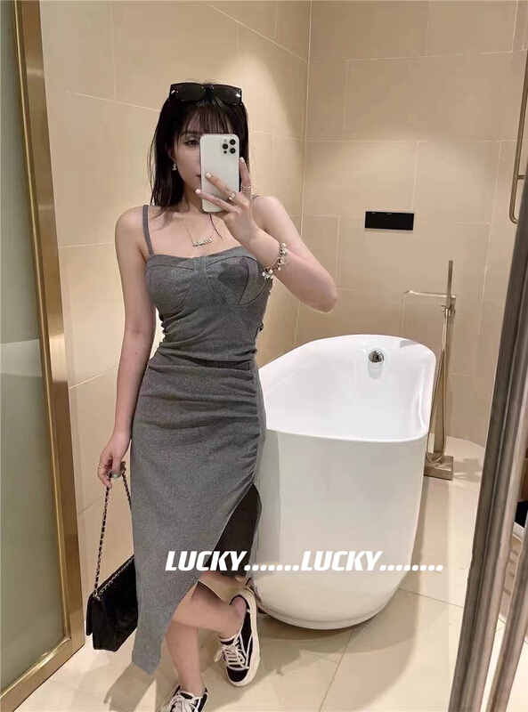 New year in early spring! [lucky] pleated thin irregular split bottomed dress 8511# zxx