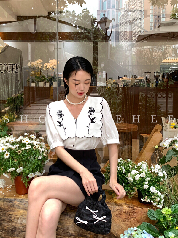 goods in stock! [xiuxixi] French Vintage Embroidery Rose shirt 9080# zxx