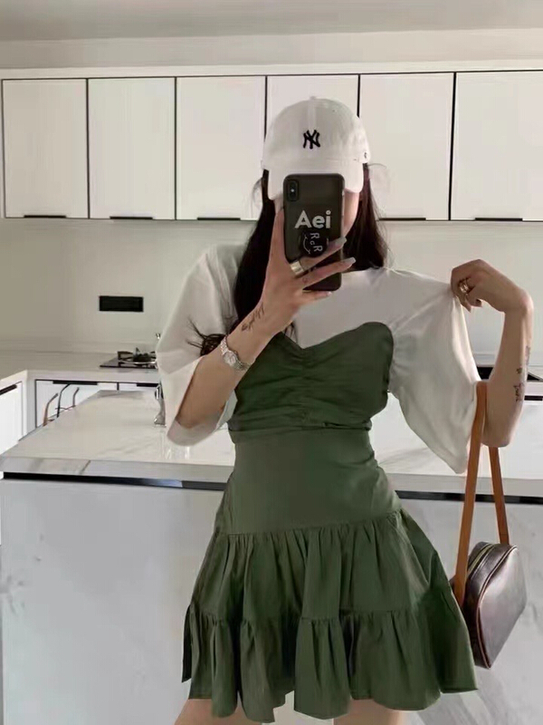 [M2 +] little women's round neck color contrast splicing short sleeve + elastic waist short skirt set 06076# WTT