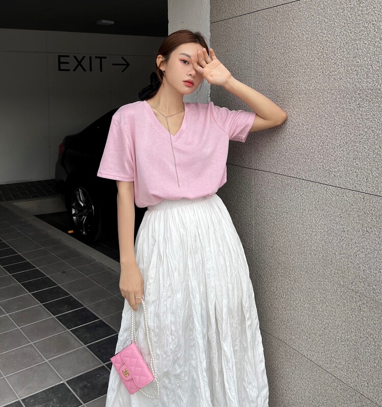 [aenna] Korean version solid color V-neck short sleeve T-shirt (with chain) 8601# cqw