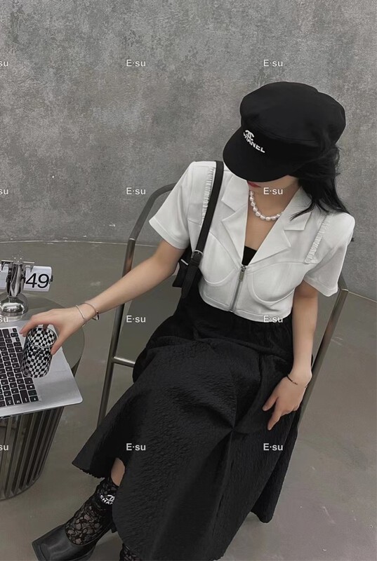 New in early summer! [ESU] fake two fashionable and versatile blouses 3679# ozq