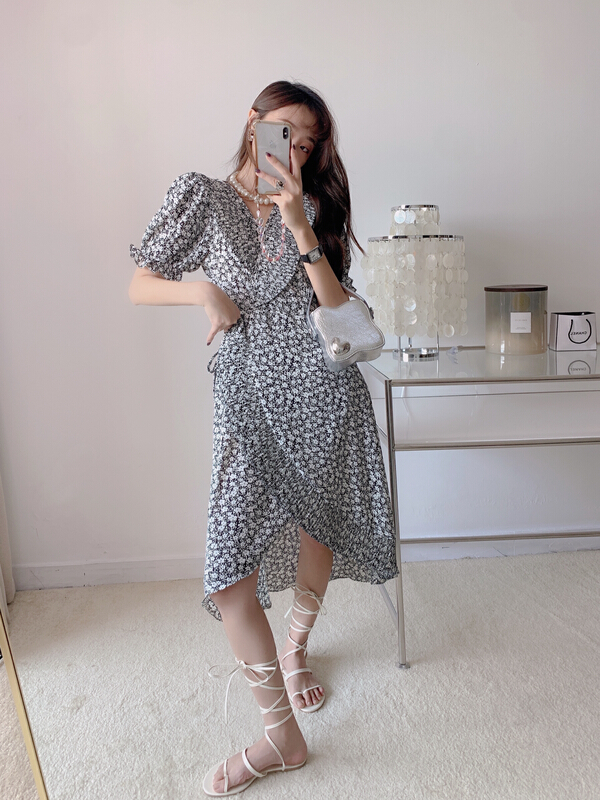 New in early summer! [Vanessa] design irregular Pleated Dress 6148# ozq