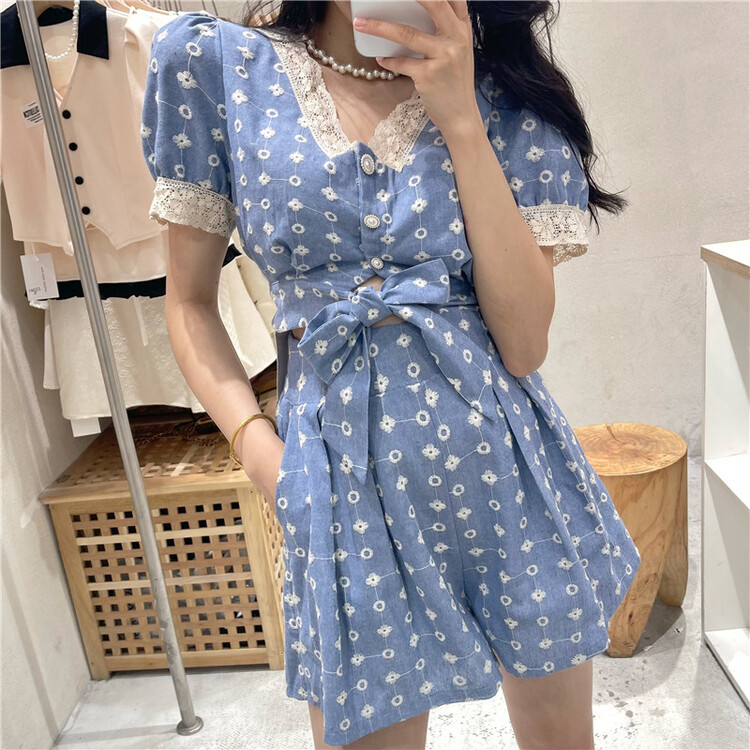 [NC Editio n (new color] V-neck lace shirt + high waist sweet casual Shorts Set z2508# zxx