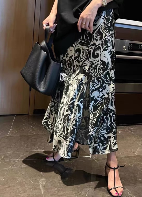 [c.h.z] landscape splash ink back rubber waist versatile slit skirt 78032# WTT