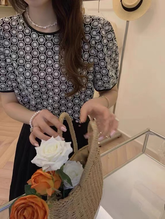 [Moco Moco - xiaoa family] fashionable jacquard lady temperament versatile blouse 818-1# PCZ
