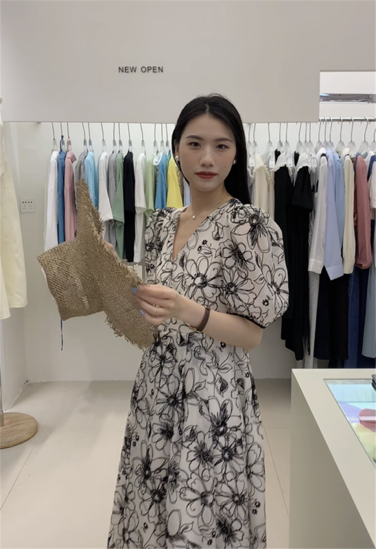[Sumi] French V-neck bubble sleeve waist closing floret dress 22529# zjy