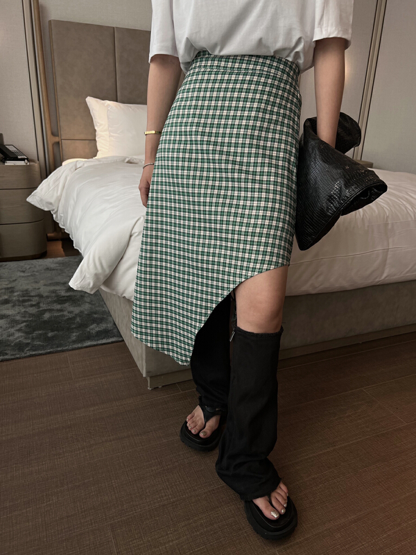 goods in stock! New in early summer! [f (x)] Korean Plaid irregular skirt bq1206# ozq