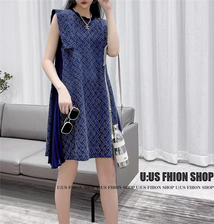[UUS] sleeveless crew neck Pleated Dress 222215# zyh