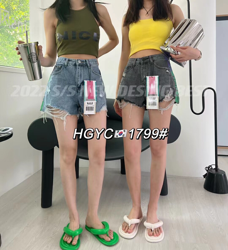 [hgyc fairy tale princess] hole fashion jeans shorts 1799# JJ