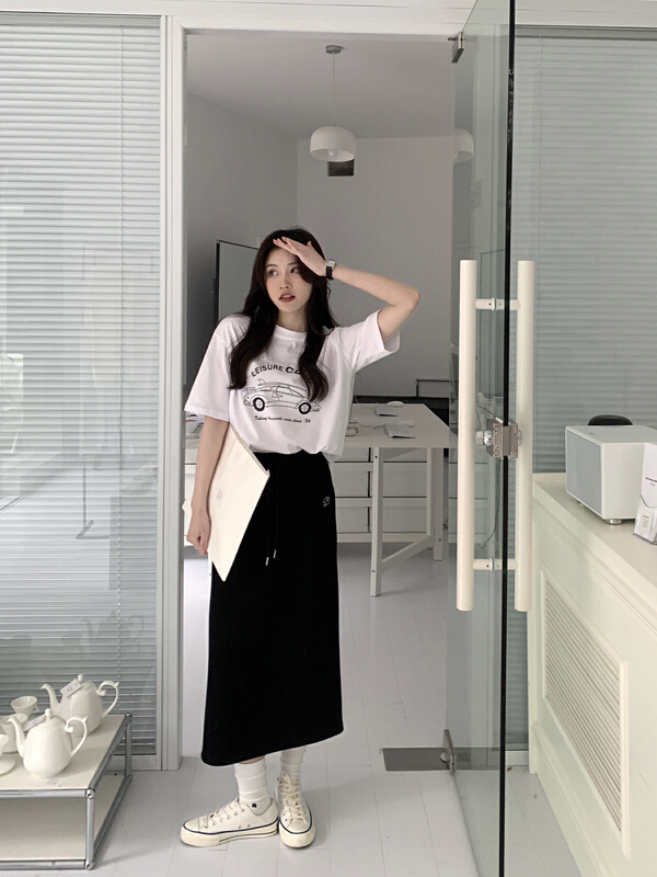New year in early spring! [run. 7] Korean casual loose short sleeve T-shirt 21081# XYJ