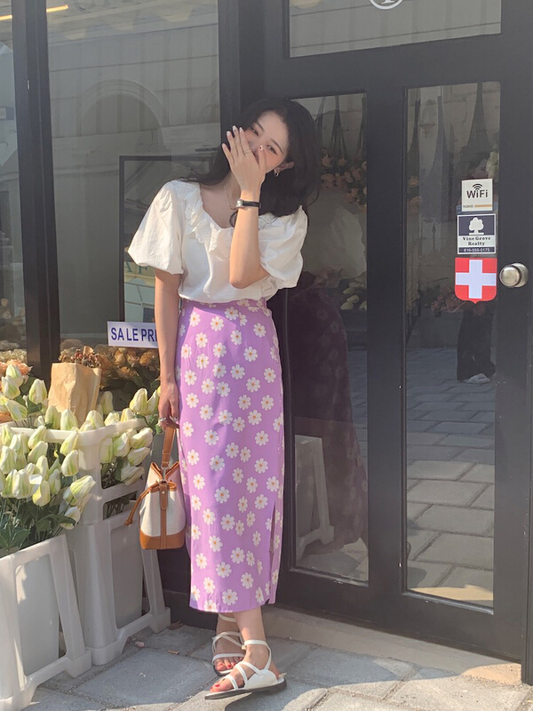 goods in stock! New in early summer! [timely rain] Korean style, sweet temperament, design sense, daisy print, slim A-line skirt 64859# WPL