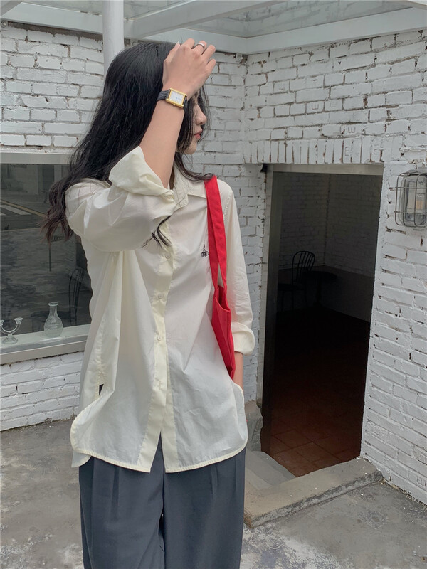 goods in stock! [Linai] Korean fashion embroidered loose shirt 221a016# zxx