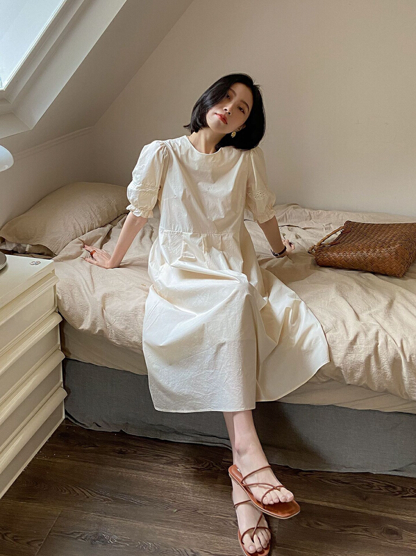 New in early summer! [C for her] Korean style round neck bubble sleeve temperament dress 5177# XJ