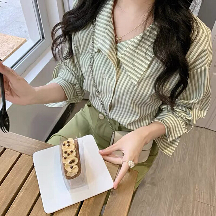 New in early summer! [Huaxi] xiaoxiangfeng green striped shirt + pleated skirt suit 8892# PCZ
