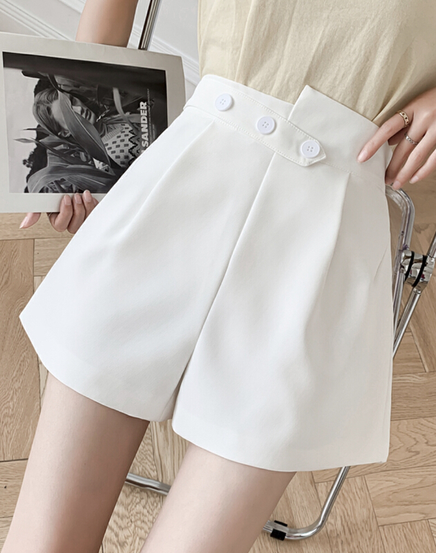 New in early summer! [love in clothes] temperament type a fashion casual shorts 6605# LSL