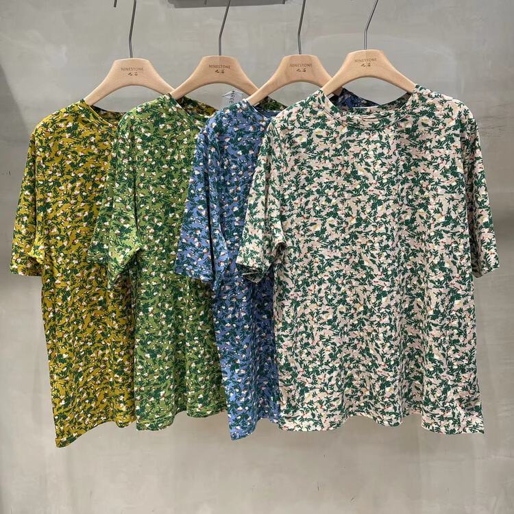 [fabric] Japanese Floral T-shirt with short sleeves 592101# L