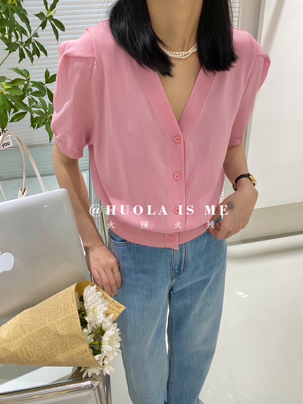 New in early summer! [hot Huola is me] temperament small sexy V-neck bubble sleeve T-shirt 3139# cqw