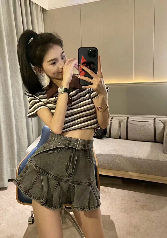 [y.jia EJA] design sense Stripe Polo neck blouse + vintage fashion pleated skirt set (with belt) (only set) 5662# PCZ