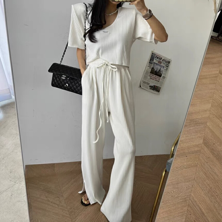 New in early summer! [Yulia] Korean versatile T-shirt + high waist and wide leg casual pants set 2202# Cl