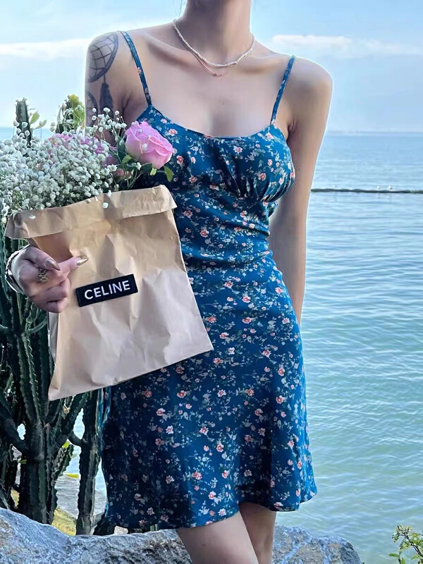 New year in early spring! [x · h studio] French Vintage Floral suspender dress (dress only) 2848# ozq
